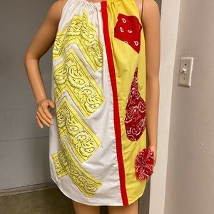GENUINE THREADZ  M L WHITE YELLOW RED BANDANNA